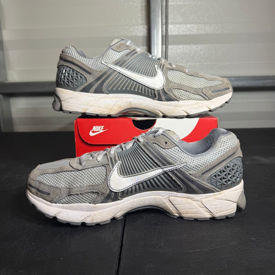 Size 12 - Vomero 5 Dark Stucco