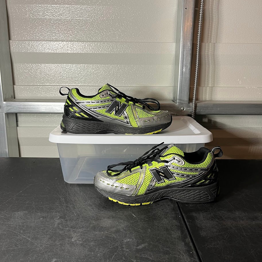 Size 9 - NB 1906R Volt Green Black