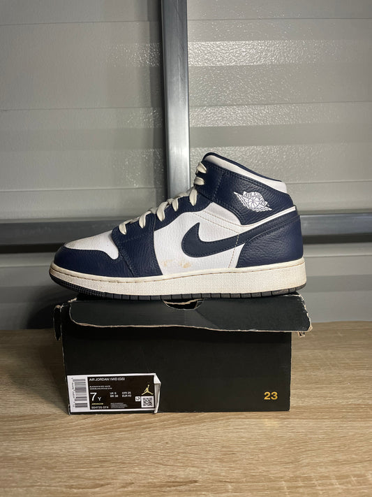 Size 7Y - AJ 1 Mid Obsidian