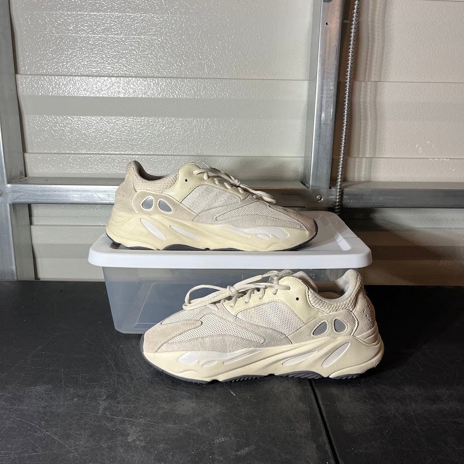 Size 12 - YZY Boost 700 Analog