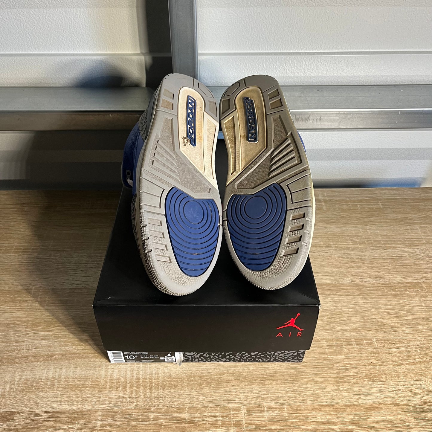 Size 10.5 - AJ 3 Retro Varsity Royal