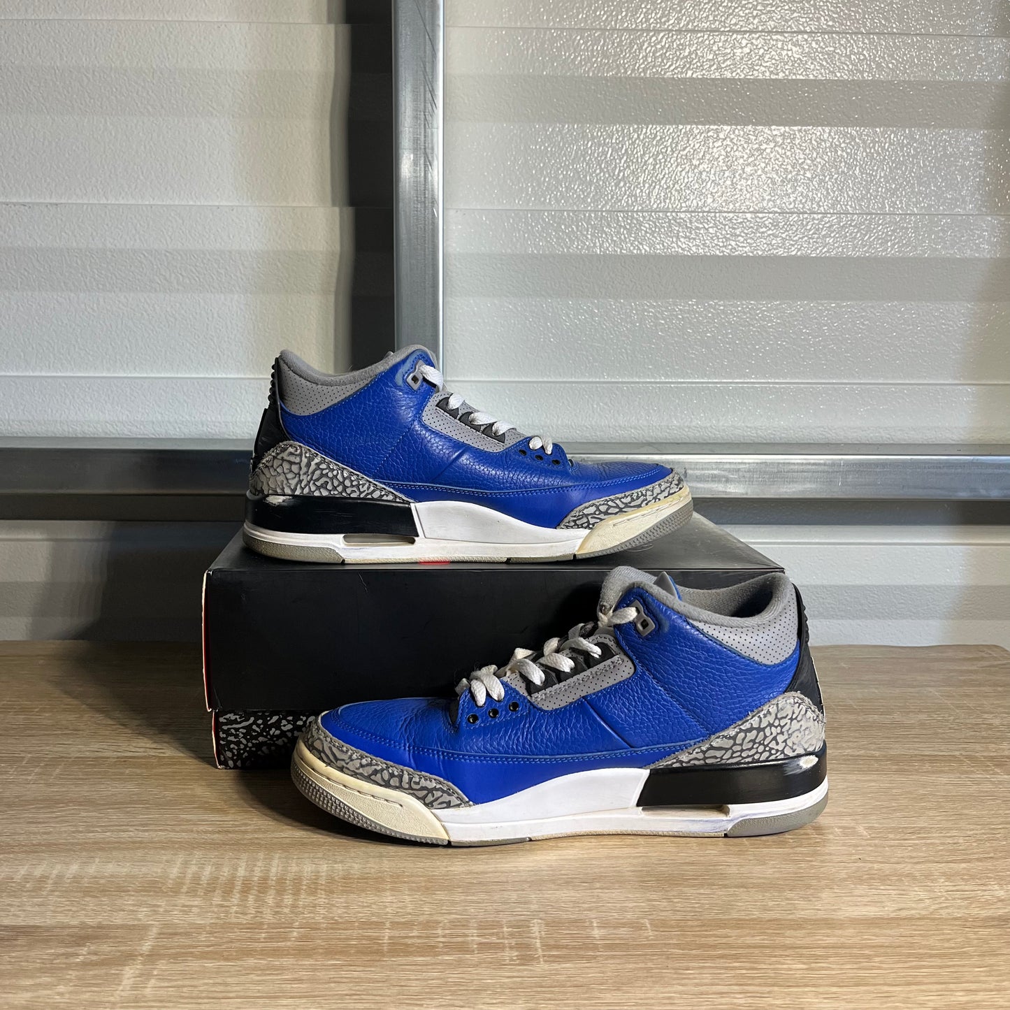 Size 10.5 - AJ 3 Retro Varsity Royal
