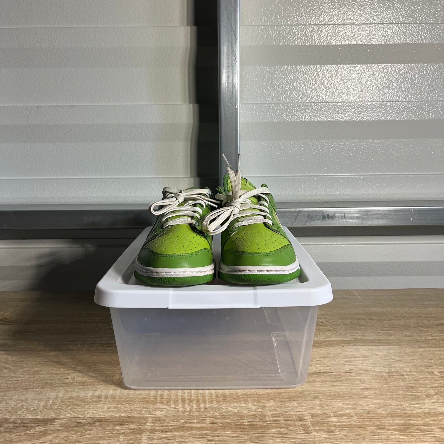 Size 8.5 - Dunk Low Retro Chlorophyll