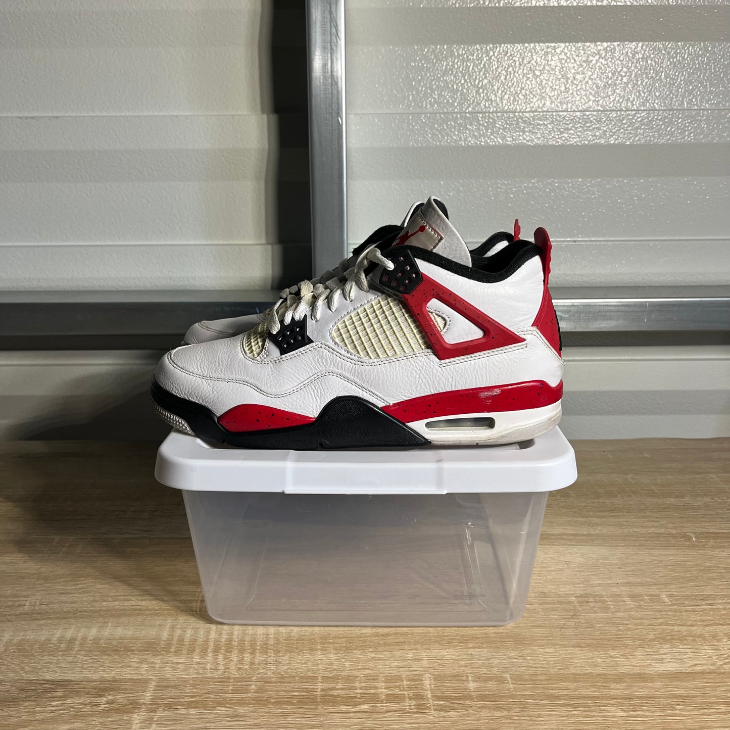 Size 9.5 - AJ 4 Retro Red Cement