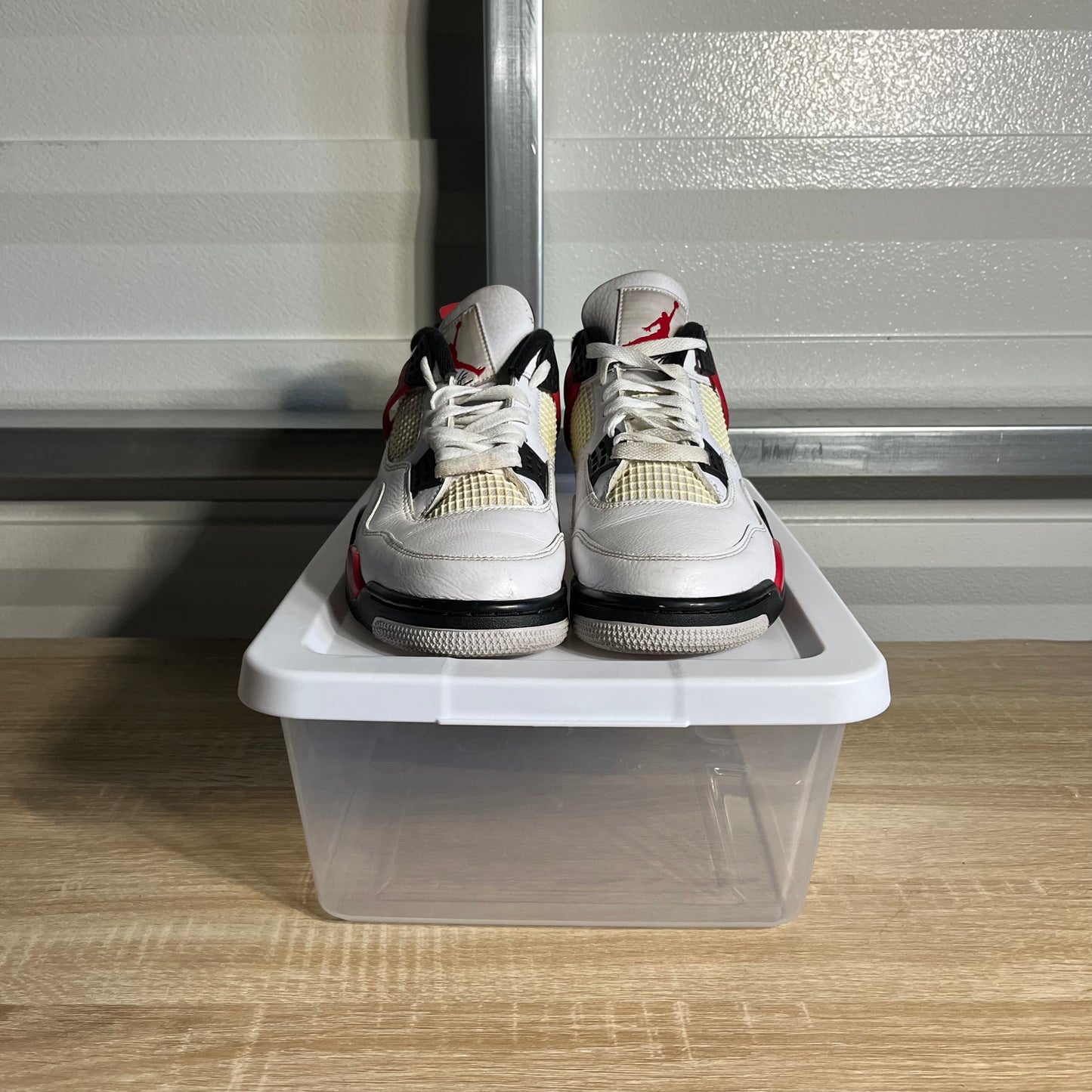 Size 9.5 - AJ 4 Retro Red Cement