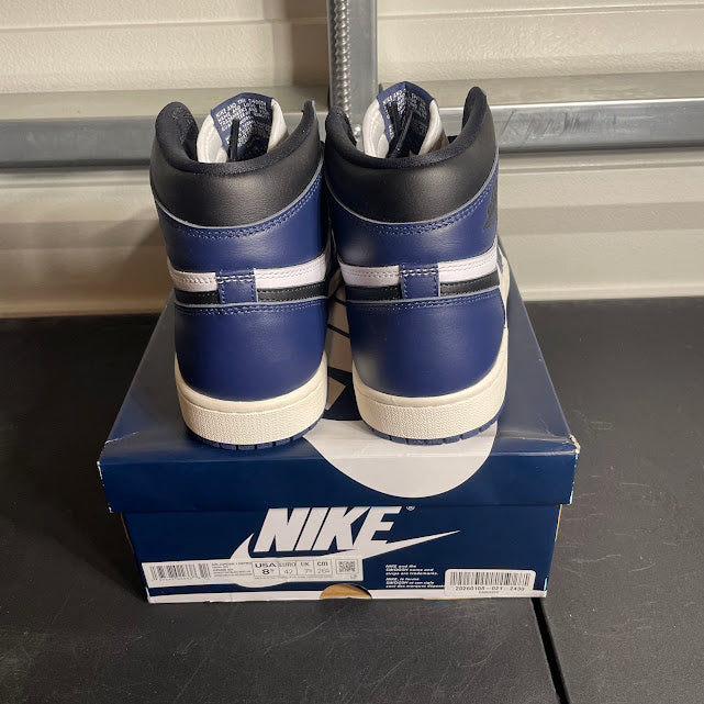 Size 8.5 - AJ 1 Retro High Midnight Navy