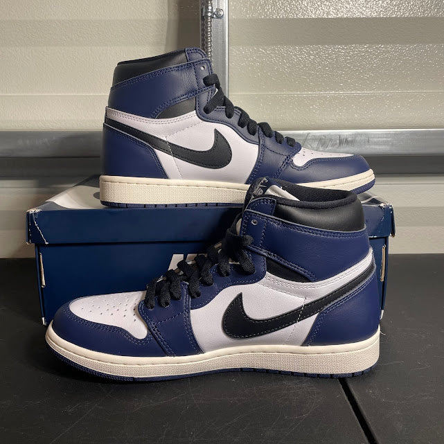 Size 8.5 - AJ 1 Retro High Midnight Navy