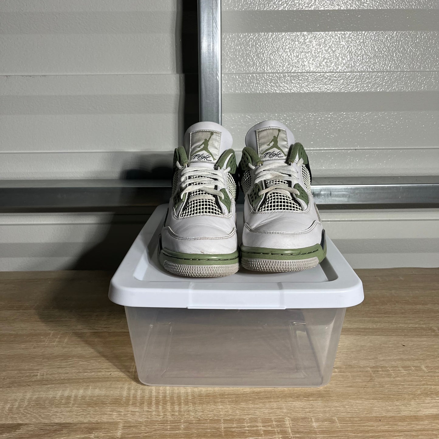 Size 11W - AJ 4 Retro Seafoam