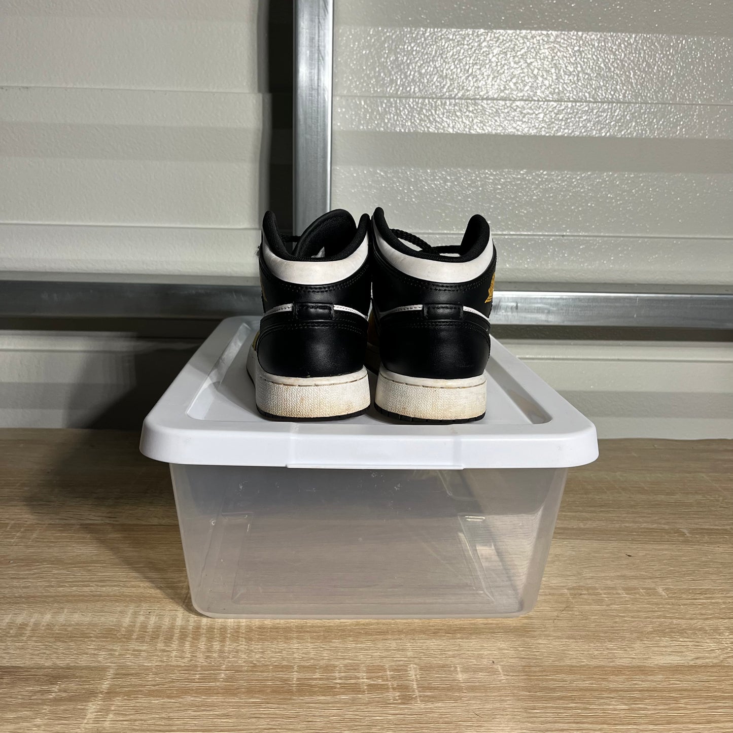 Size 5Y - AJ 1 Mid Yellow Ochre