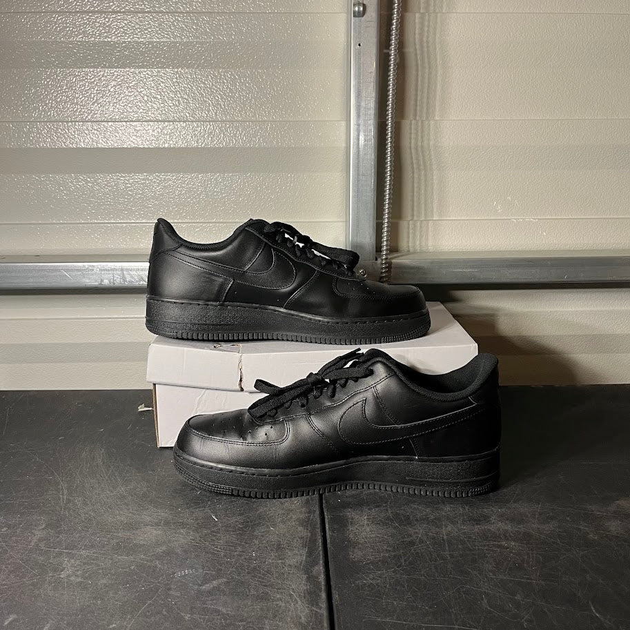 Size 14 - AF 1 Low ‘07 Triple Black