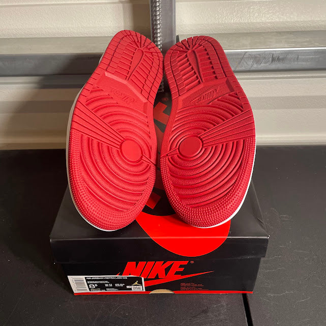 Size 8.5 - AJ 1 Retro Low Black Toe