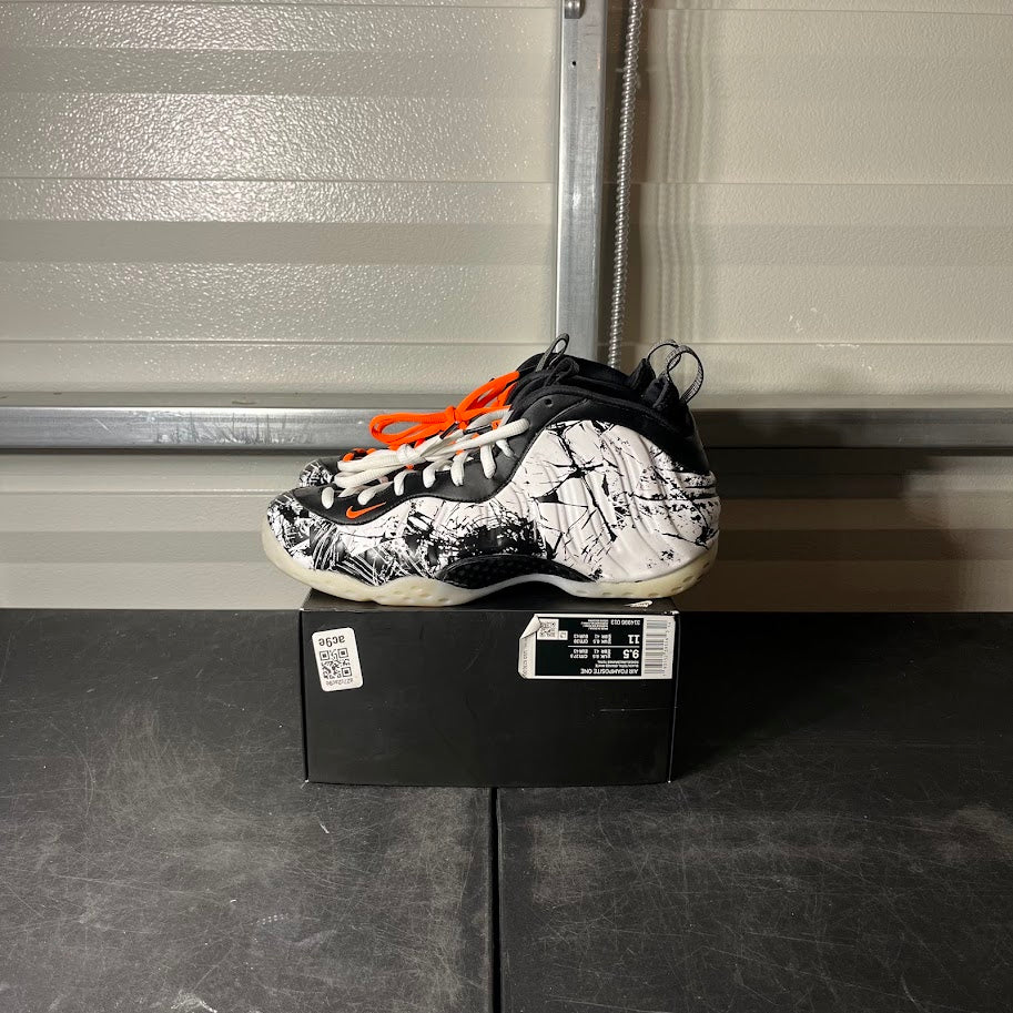 Size 9.5 - Air Foamposite One Shattered Backboard