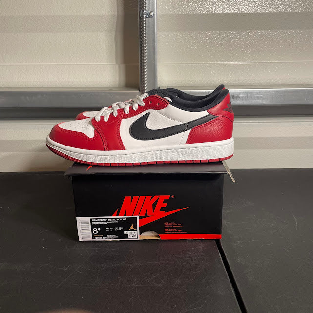 Size 8.5 - AJ 1 Retro Low Chicago