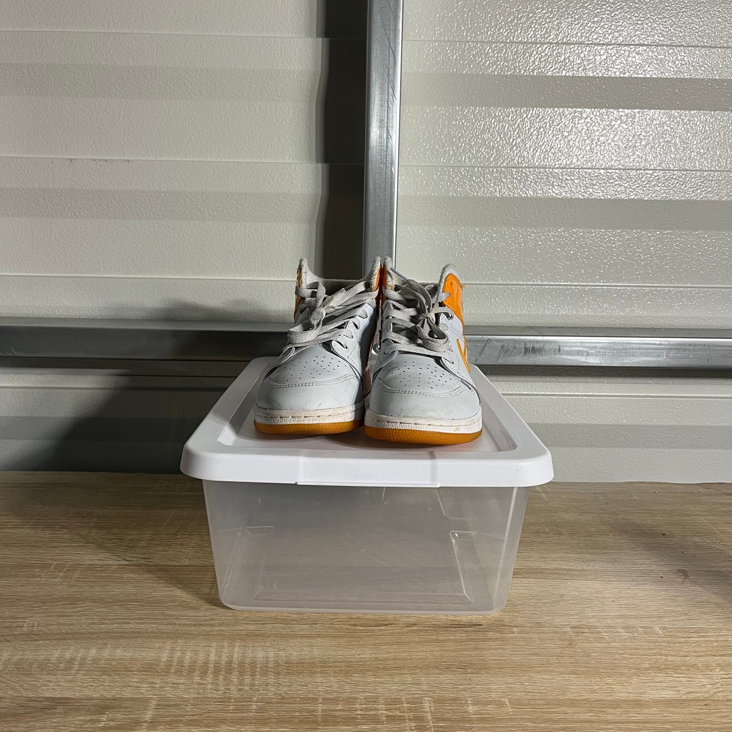 Size 7Y - AJ 1 Mid Gatorade Pack Orange