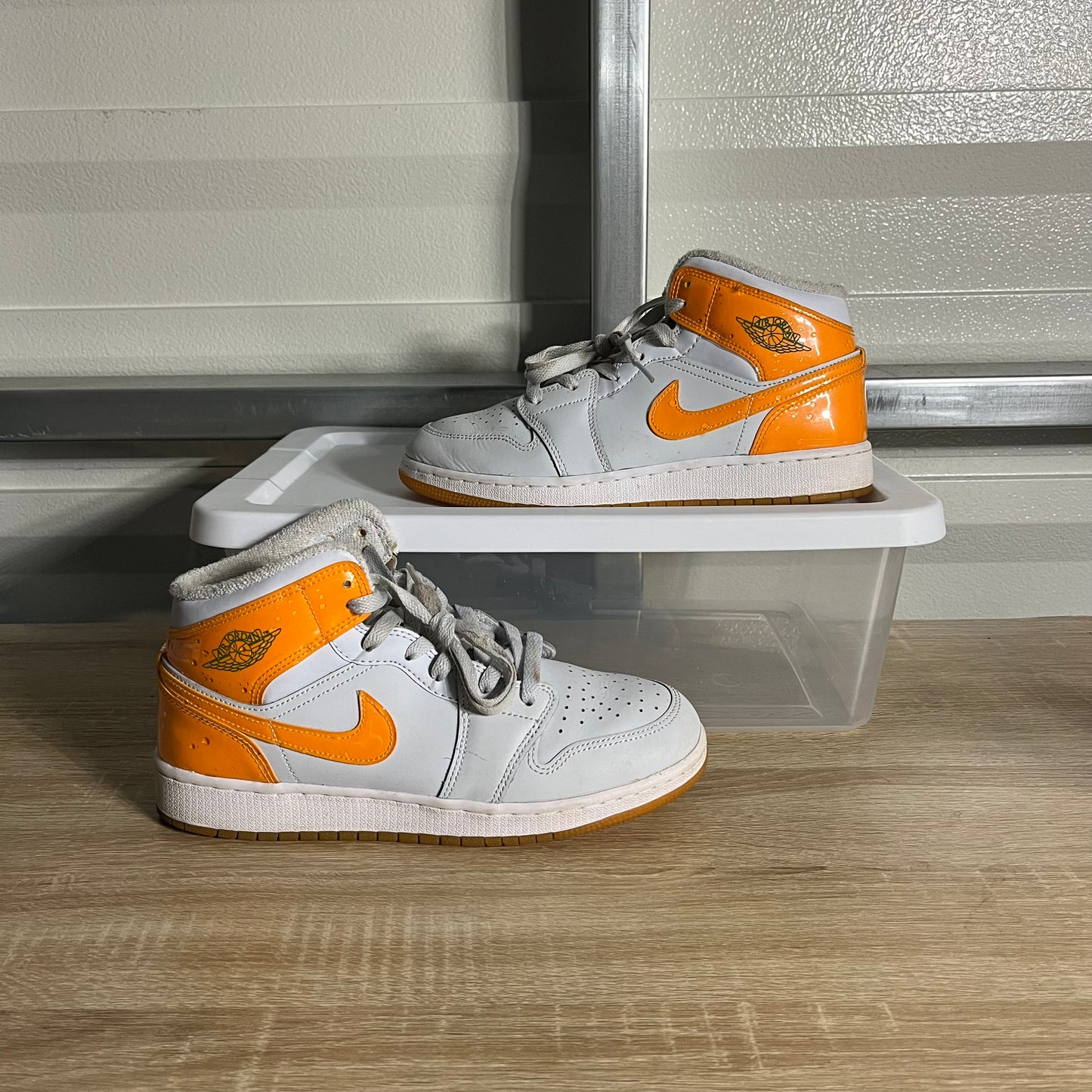 Size 7Y - AJ 1 Mid Gatorade Pack Orange