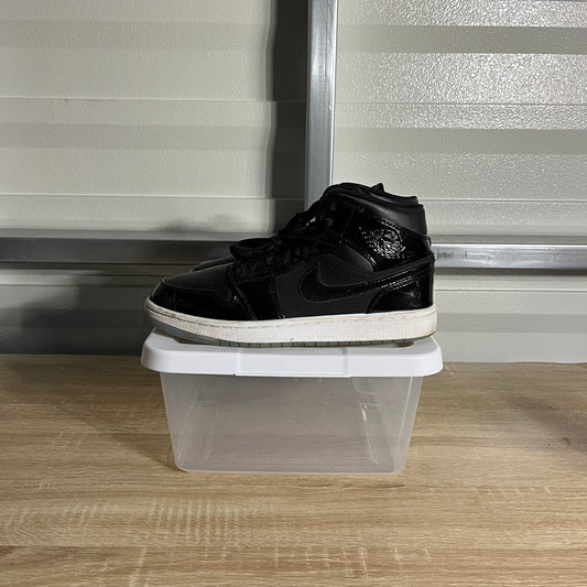Size 8.5 - AJ 1 Mid Space Jam