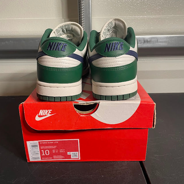 Size 10W - Dunk Low Retro Gorge Green