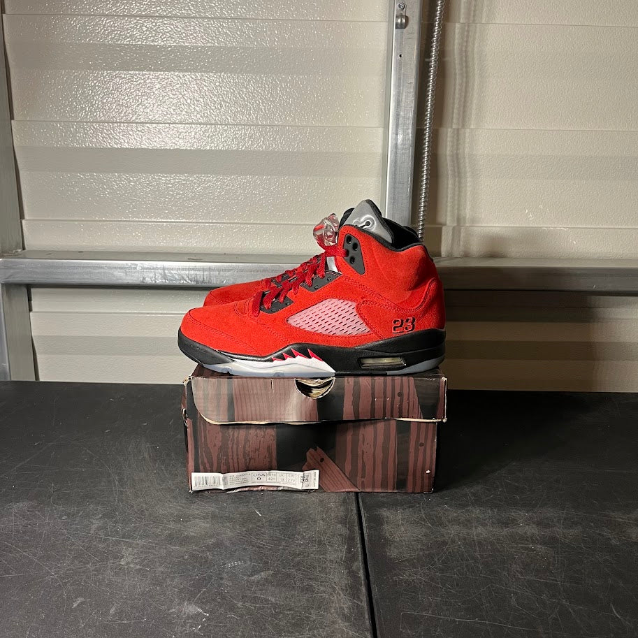 Size 9 - AJ 5 Retro Raging Bull