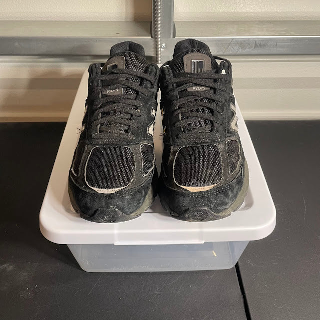 Size 9.5 - NB 990v5 Black