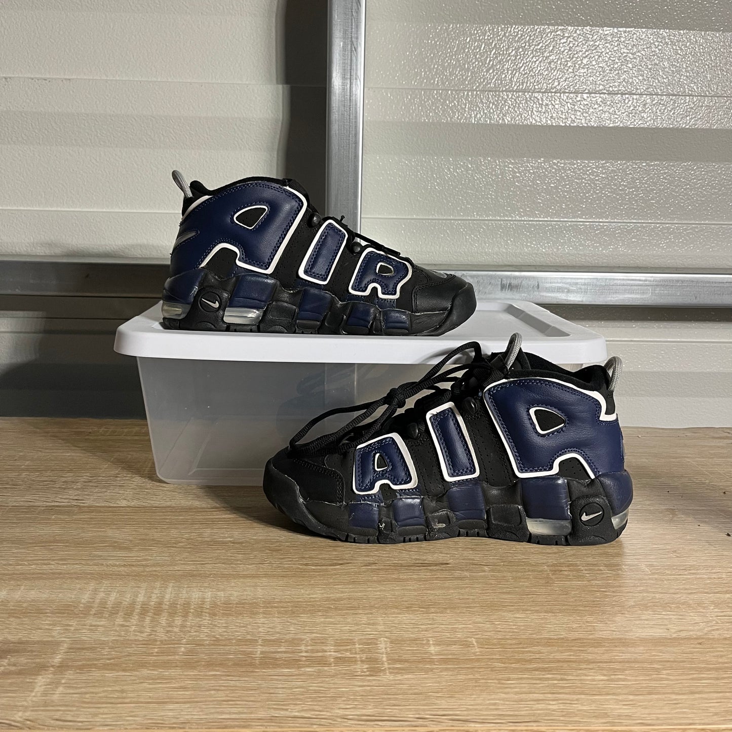 Size 7Y - Air More Uptempo Split