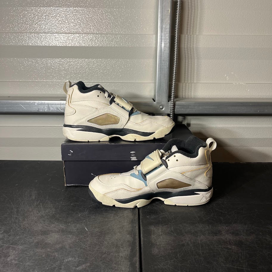 Size 8.5 - Air Diamond Turf Must Be The Money