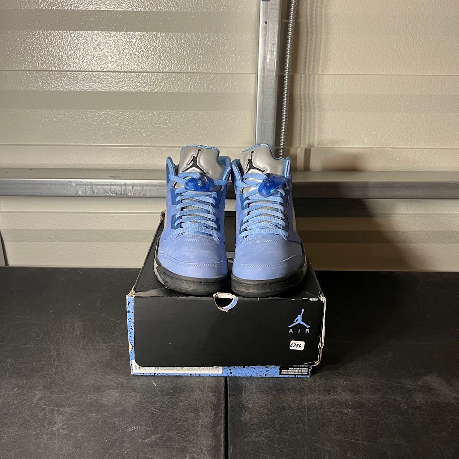 Size 9.5 - AJ 5 Retro UNC