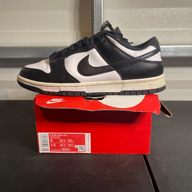 Size 9W - Dunk Low Retro Panda