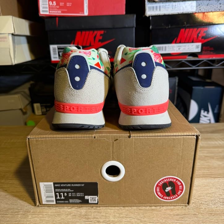 Size 11.5 - Venture Runner N7