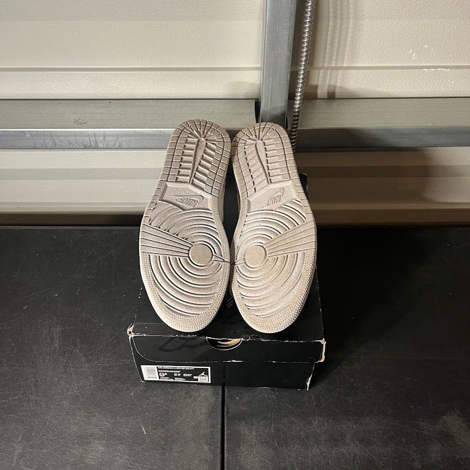 Size 9.5 - AJ 1 Low Inside Out Cream White Light Grey