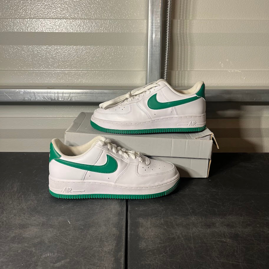 Size 7 - AF 1 ‘07 Low White Malachite