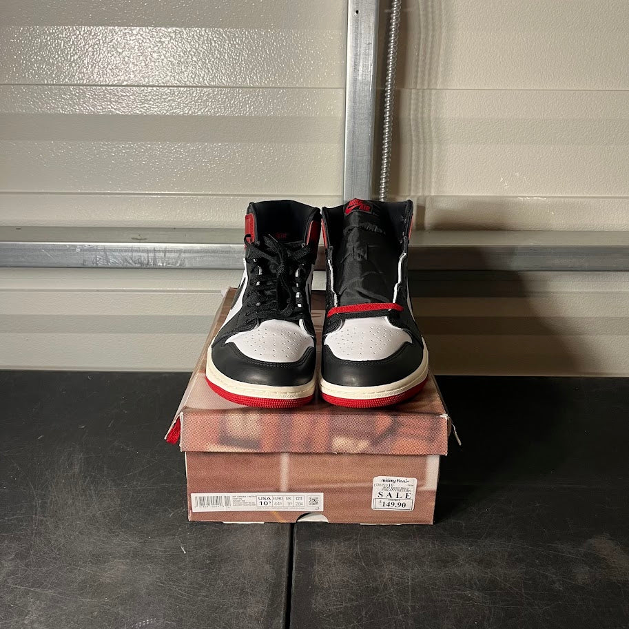 Size 10.5 - AJ 1 Retro High Black Toe