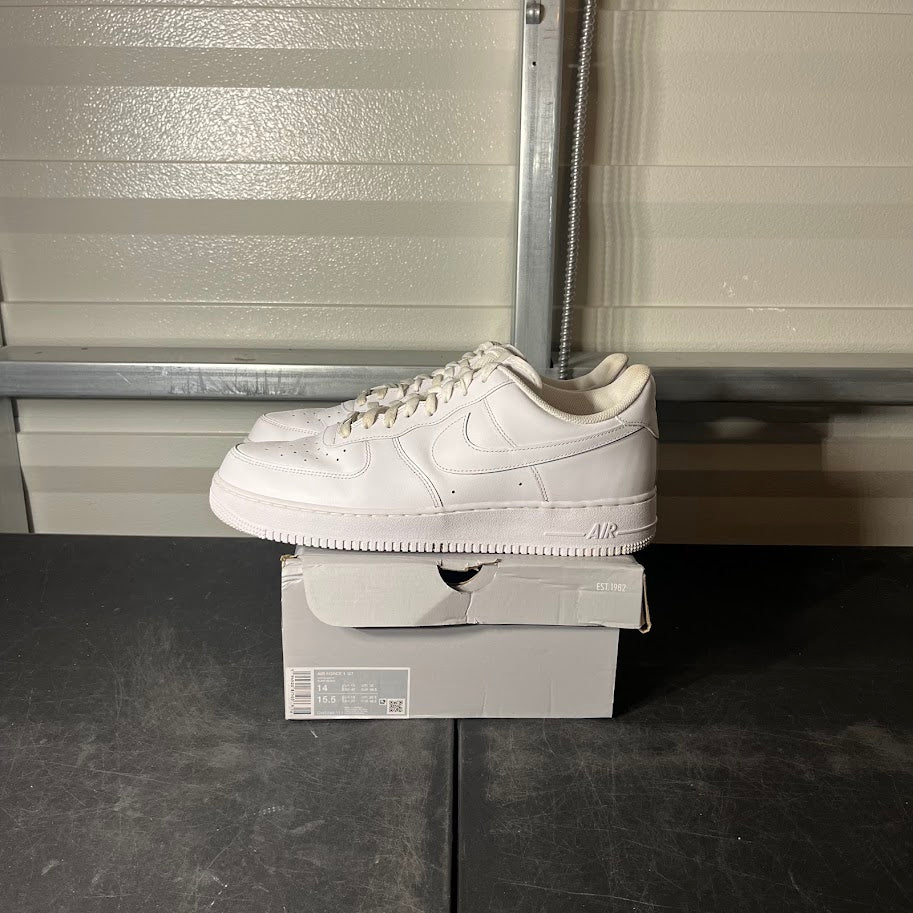Size 14 - AF 1 ‘07 Low Triple White
