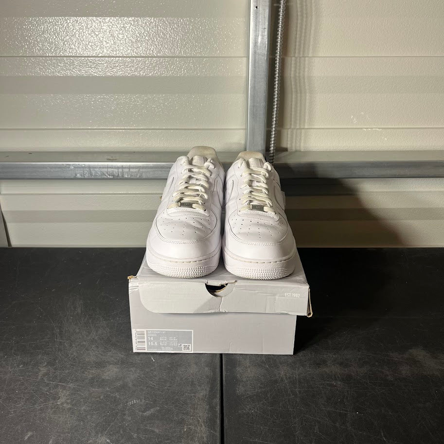 Size 14 - AF 1 ‘07 Low Triple White