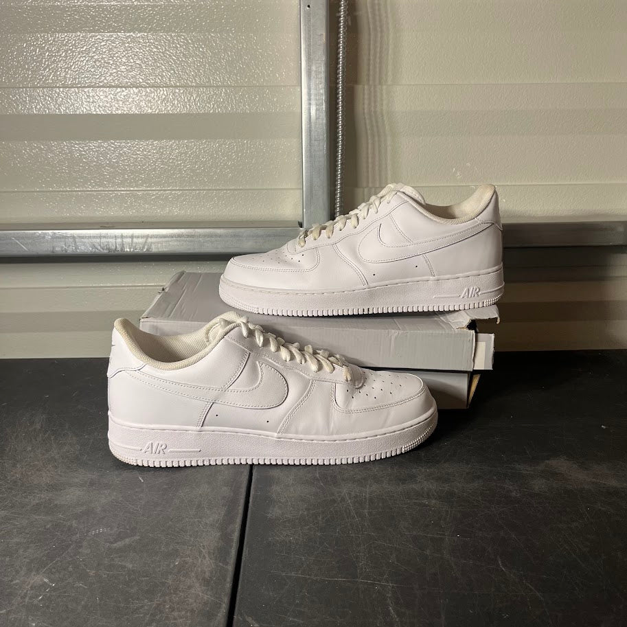 Size 14 - AF 1 ‘07 Low Triple White