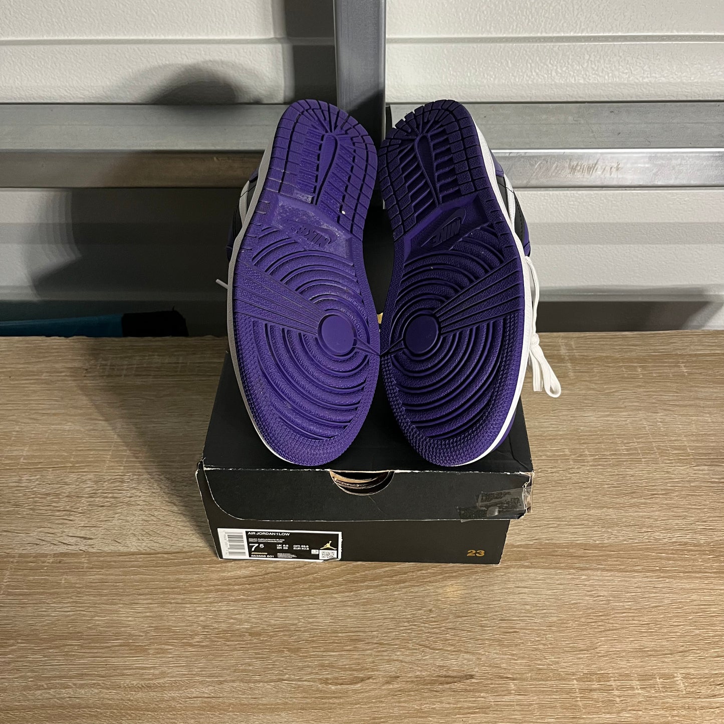 Size 7.5 - AJ 1 Low Court Purple Black