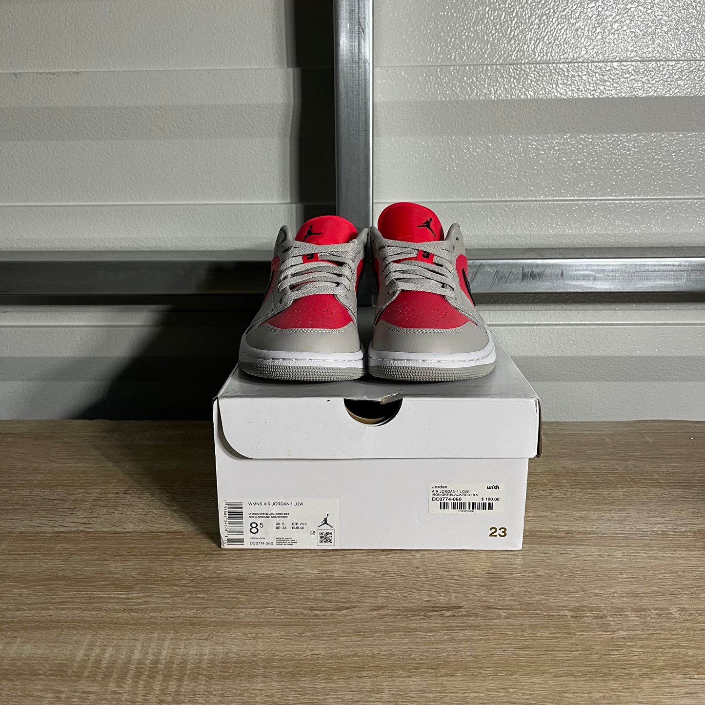 Size 8.5W - AJ 1 Low Light Iron Ore Siren Red