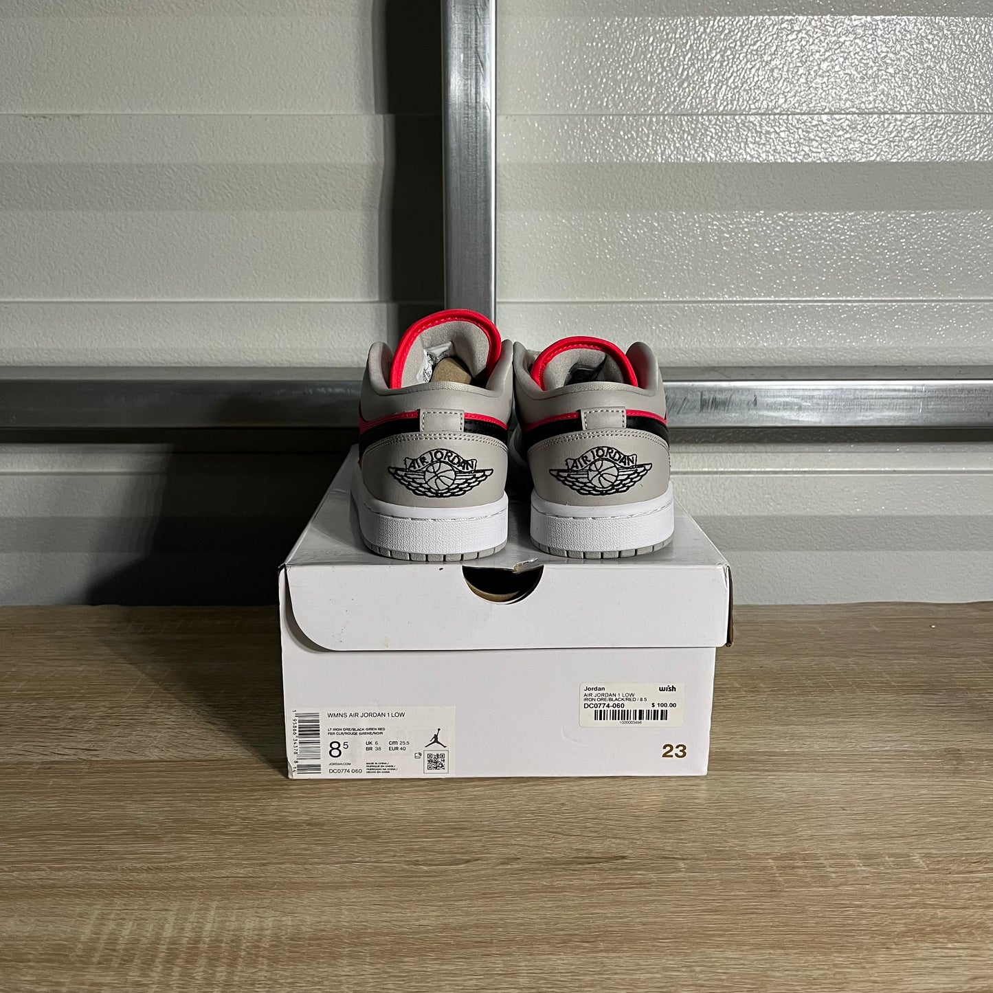 Size 8.5W - AJ 1 Low Light Iron Ore Siren Red