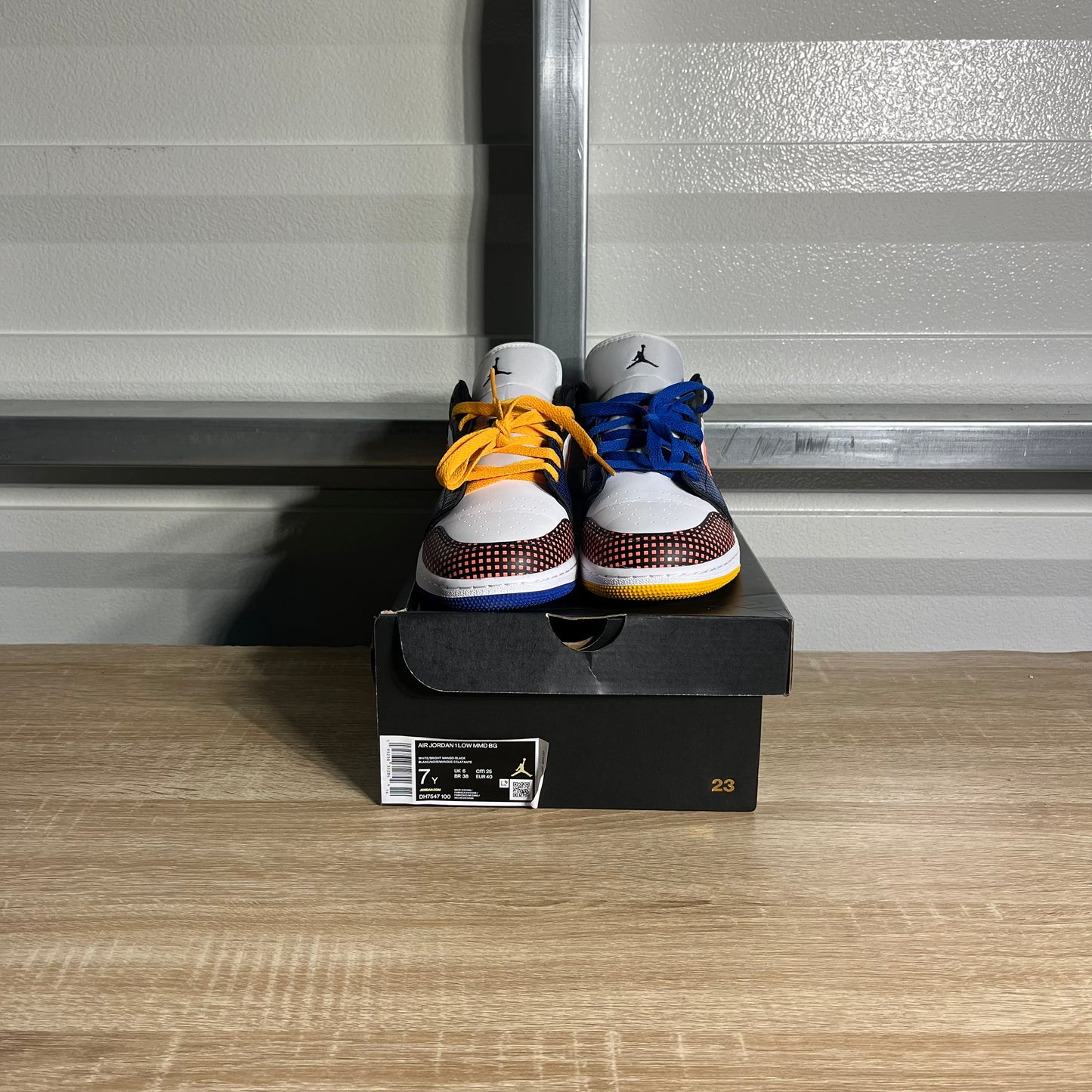 Size 7Y - AJ 1 Low MMD BG Multi Grid