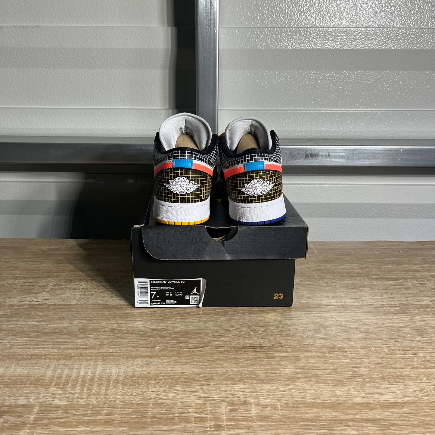 Size 7Y - AJ 1 Low MMD BG Multi Grid
