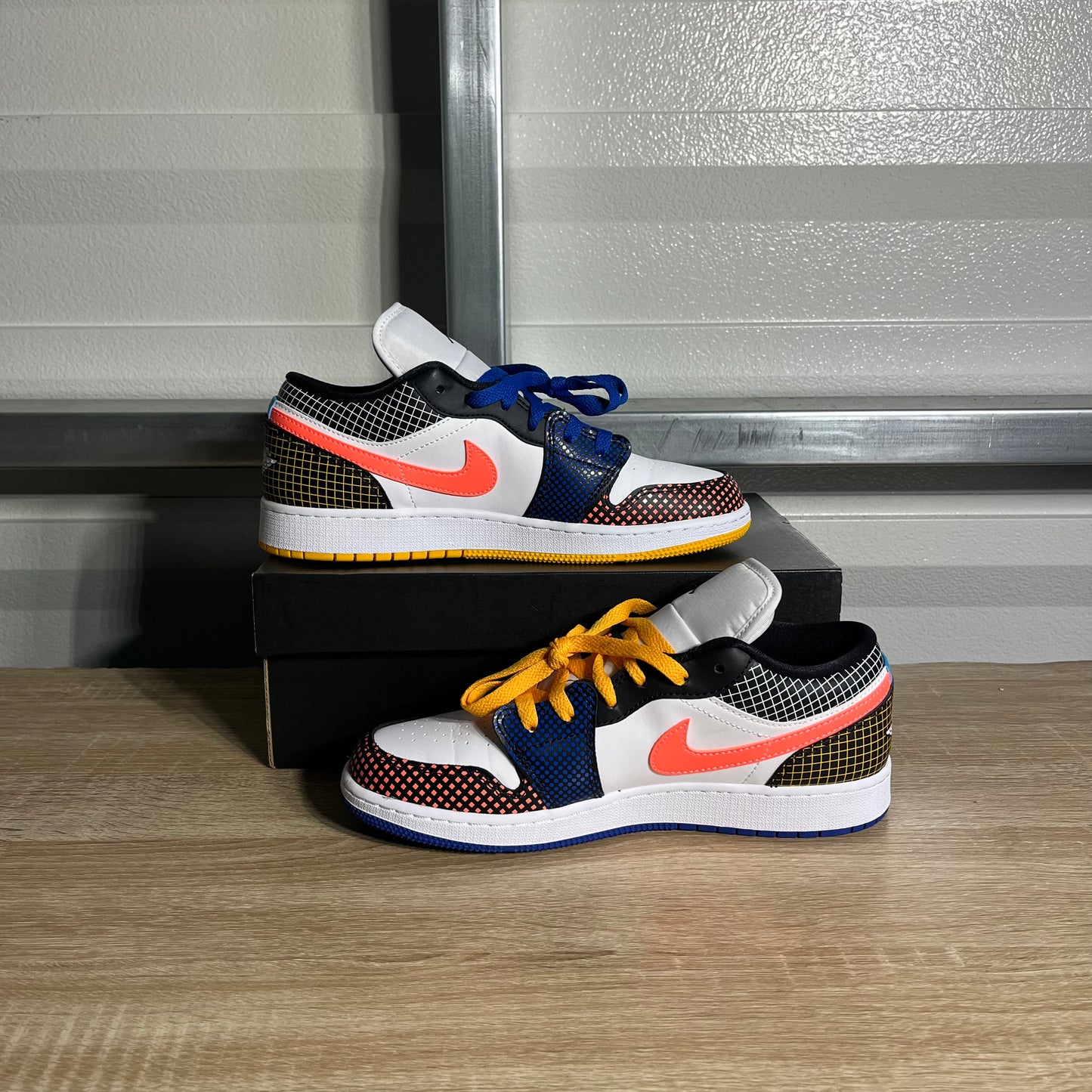 Size 7Y - AJ 1 Low MMD BG Multi Grid