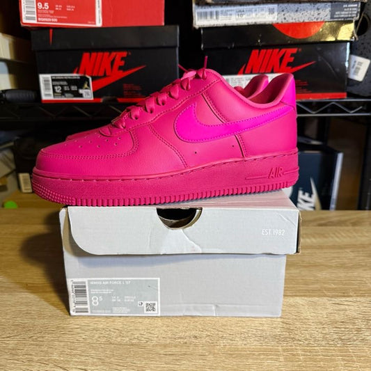 Size 8.5W - Low '07 Fireberry