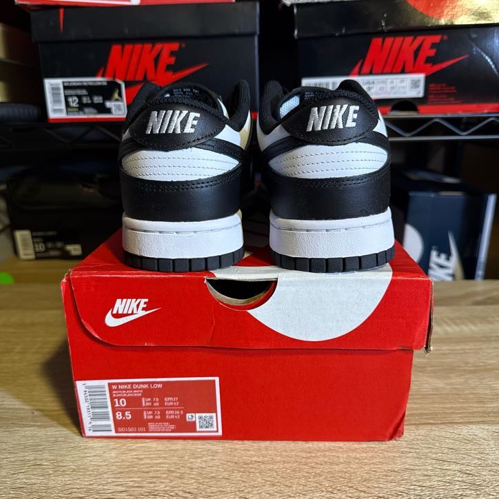 Size 10W - Dunk Low Retro Panda
