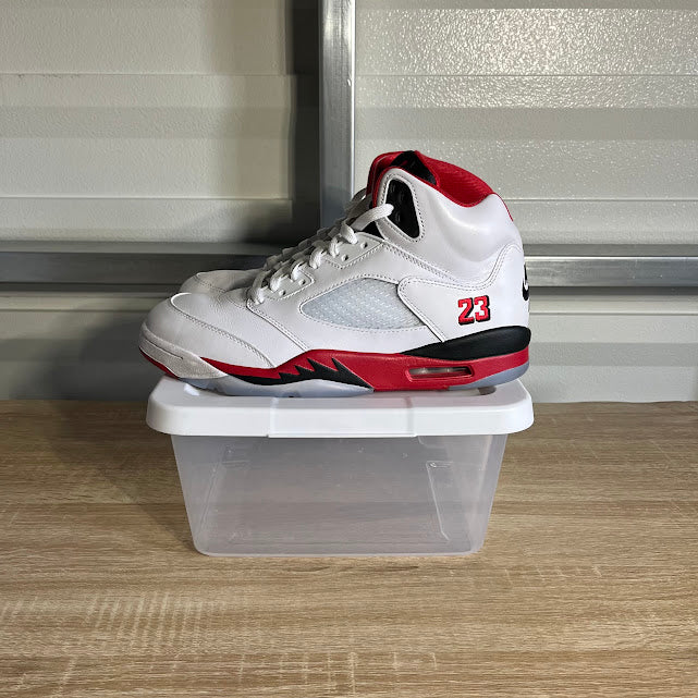 Size 11 - AJ 5 Retro Fire Red Black Tongue