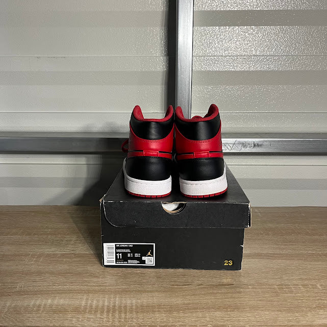Size 11 - AJ 1 Mid Alternate Bred