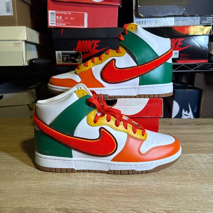 Size 10.5 - Dunk High Retro 7-Eleven University
