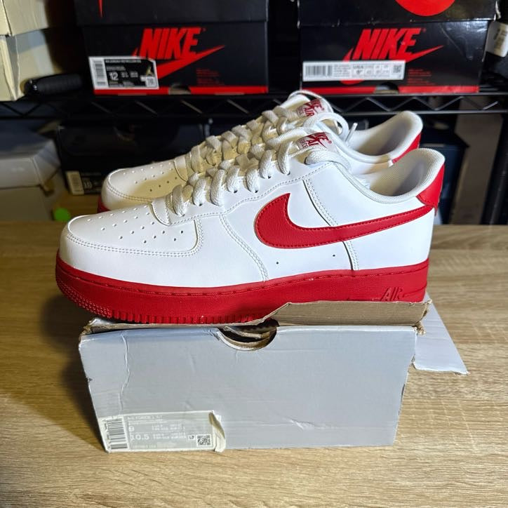 Size 9 - AF 1 Low Team Red