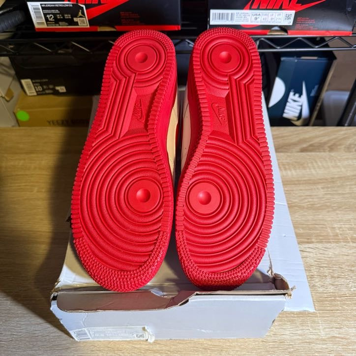 Size 9 - AF 1 Low Team Red