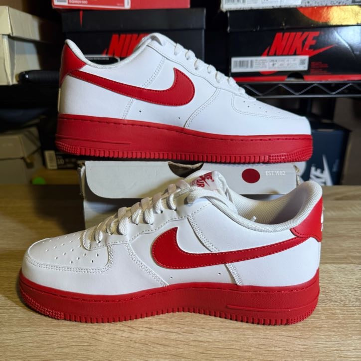 Size 9 - AF 1 Low Team Red