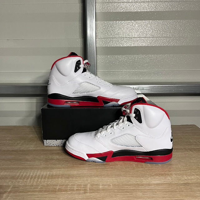 Size 11 - AJ 5 Retro Fire Red Black Tongue