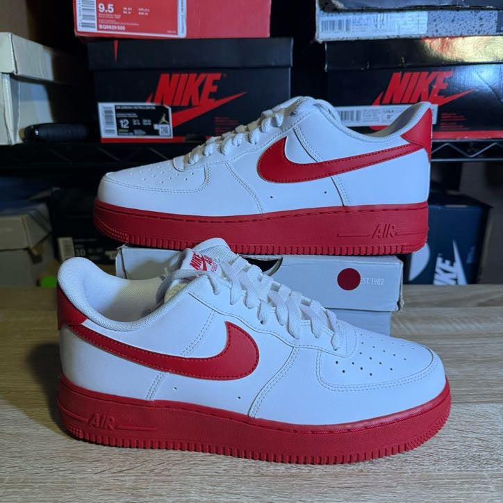 Size 9.5 - AF 1 Low Team Red